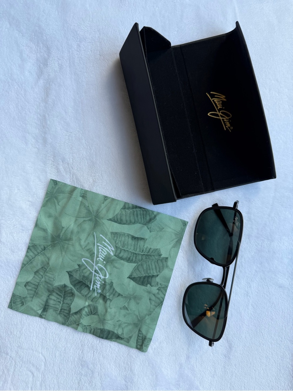 BRAND NEW: Maui Jim Square Unisex Polarized Sunglasses